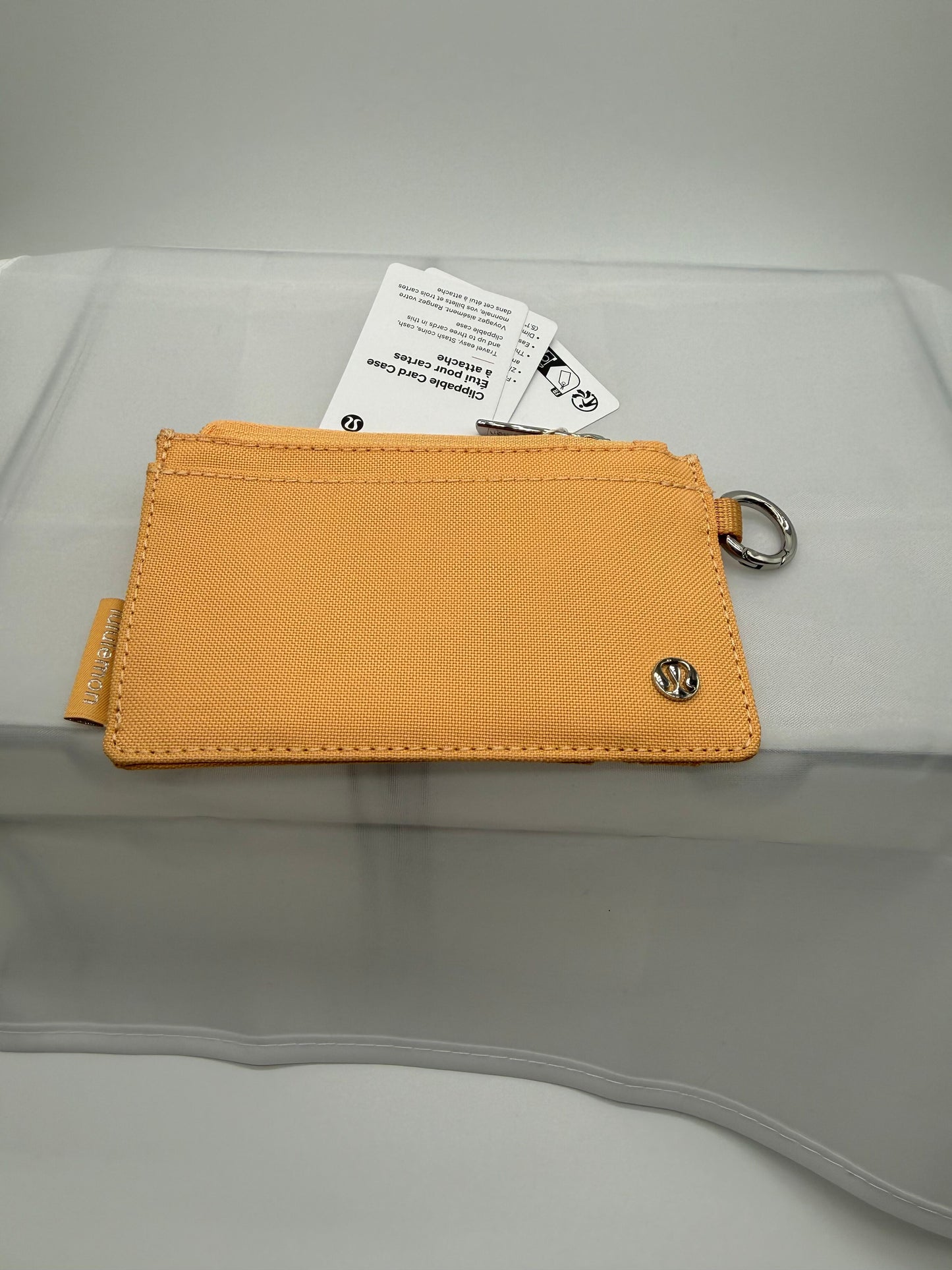 Lululemon - Clippable Card Case - Orange