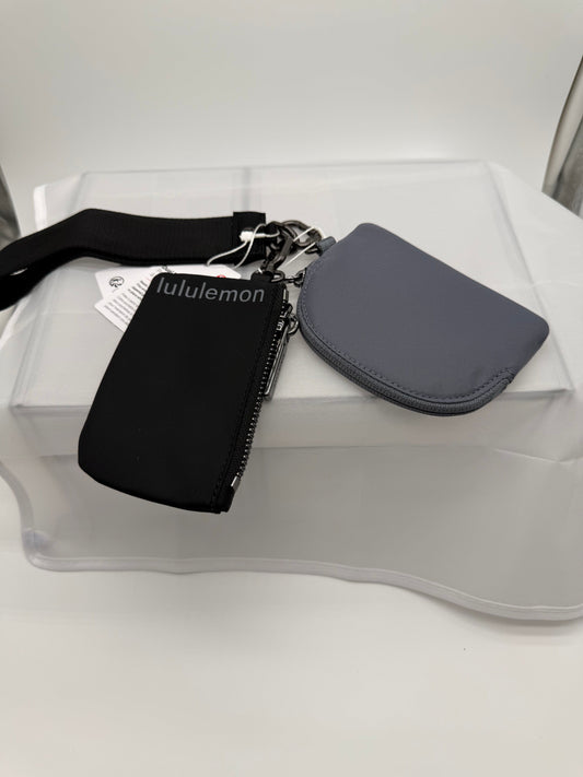 Lululemon - Dual Pouch Wristlet - Black / Grey